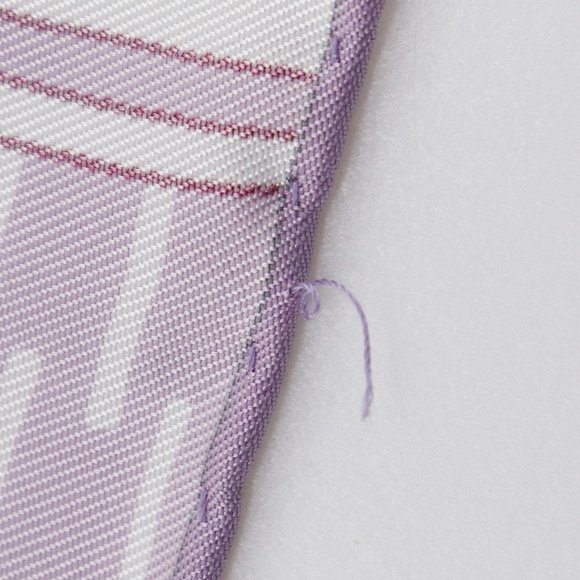 HERMES Pink Scarf - Picture 8 of 10